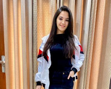 Farha Khalidi (Tiktok Star) Wiki, Biography, Age,。